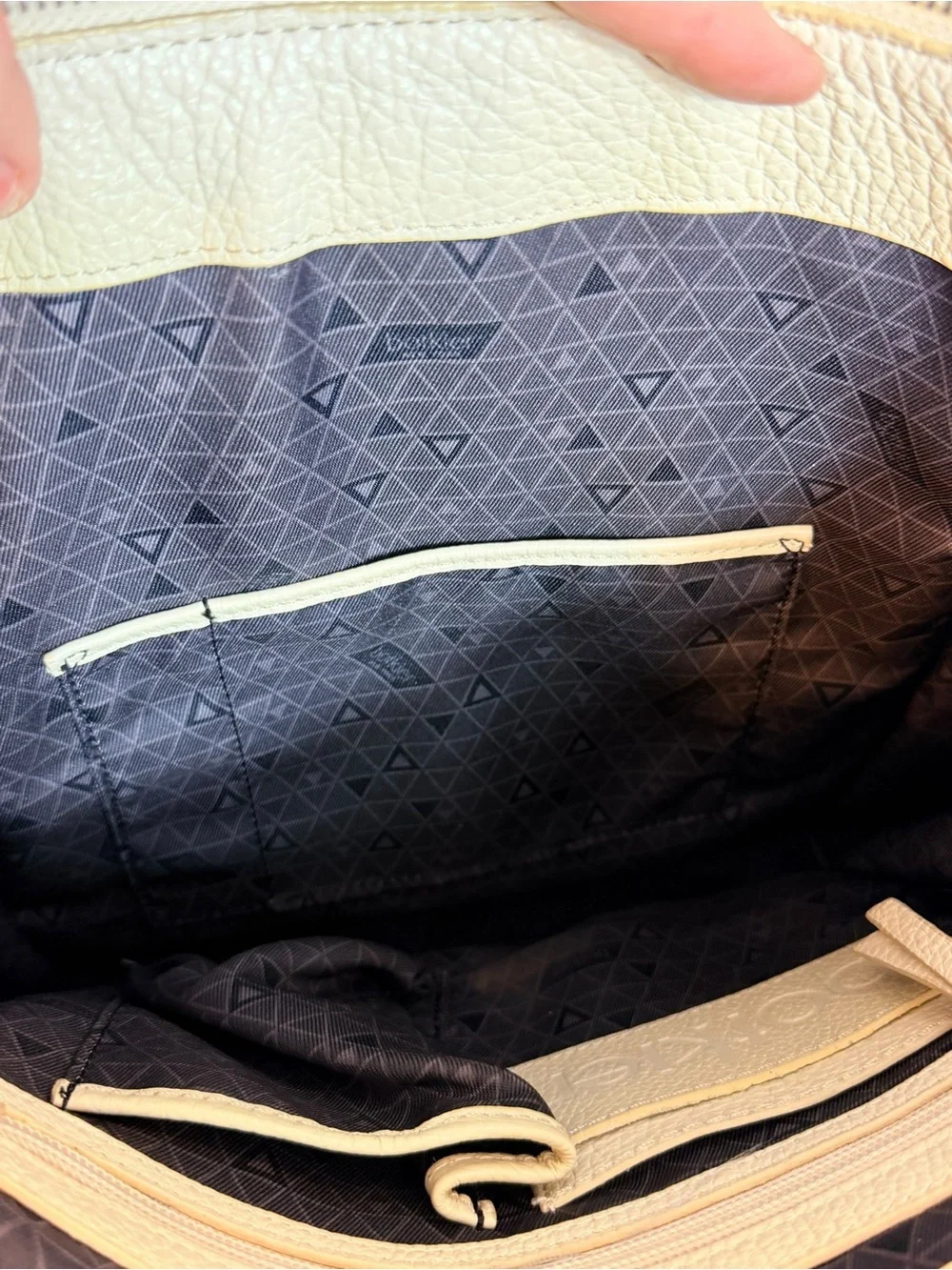 Botkier New York Cream Pebbled Leather Bucket Hobo Crossbody Shoulder Bag